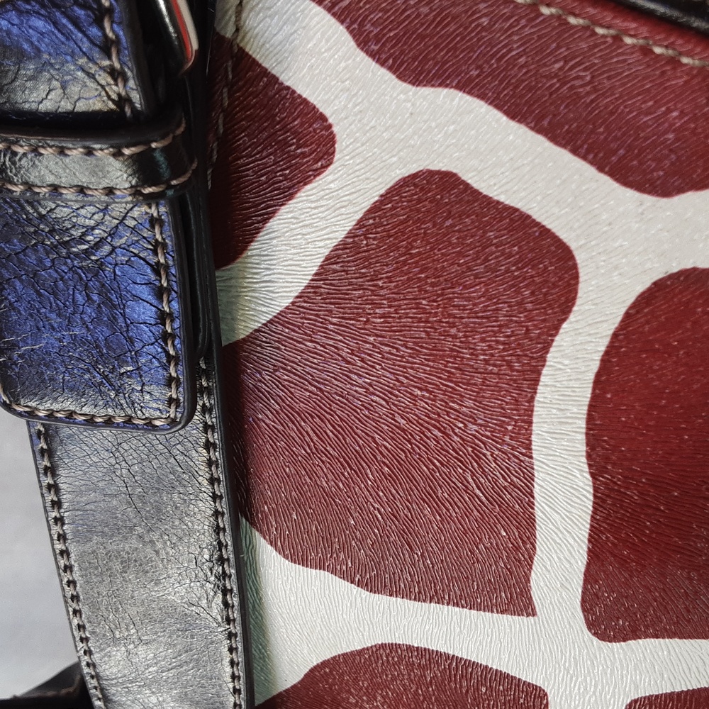Purse - Picture 2 of 7